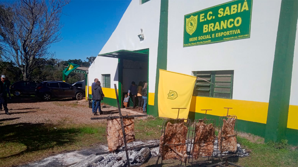 Esporte Clube Sabiá Branco comemora 69 anos