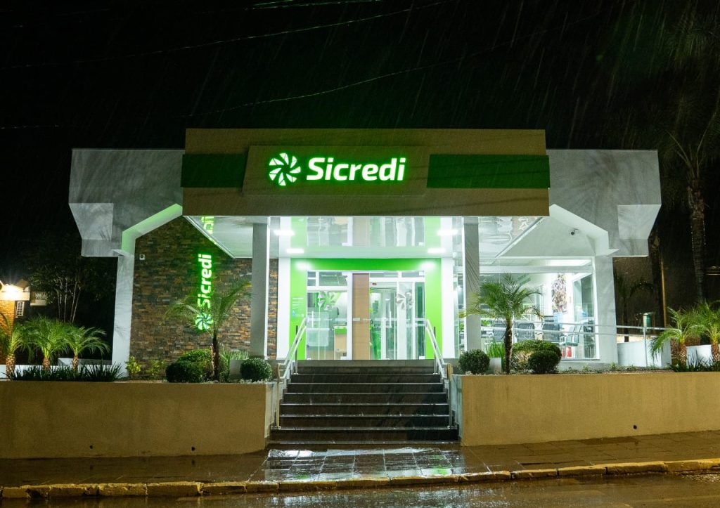 Sicredi reinaugura Agência em Victor Graeff