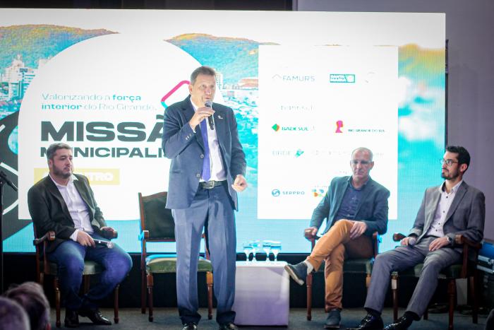 Presidente da Famurs avalia urgência dos municípios receber recursos em dia para a saúde