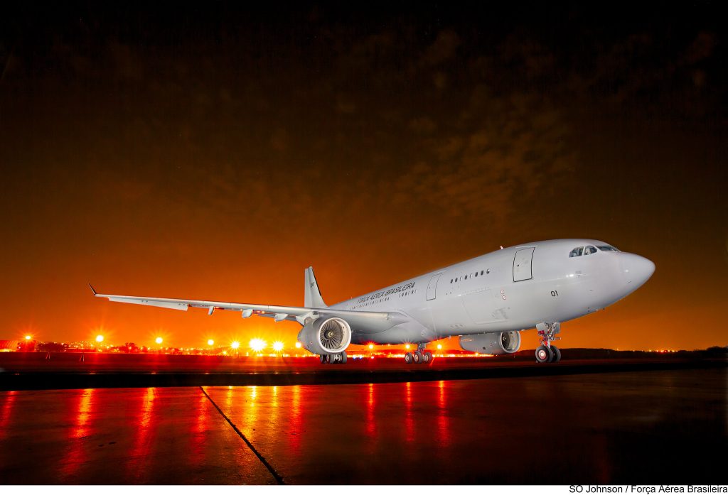FAB envia quarto avião para repatriar brasileiros de Israel