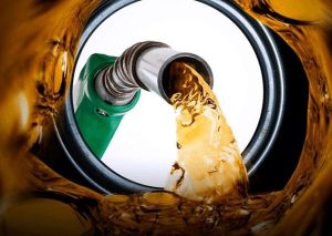 Governo federal diz que deve decidir sobre aumento de etanol na gasolina em junho