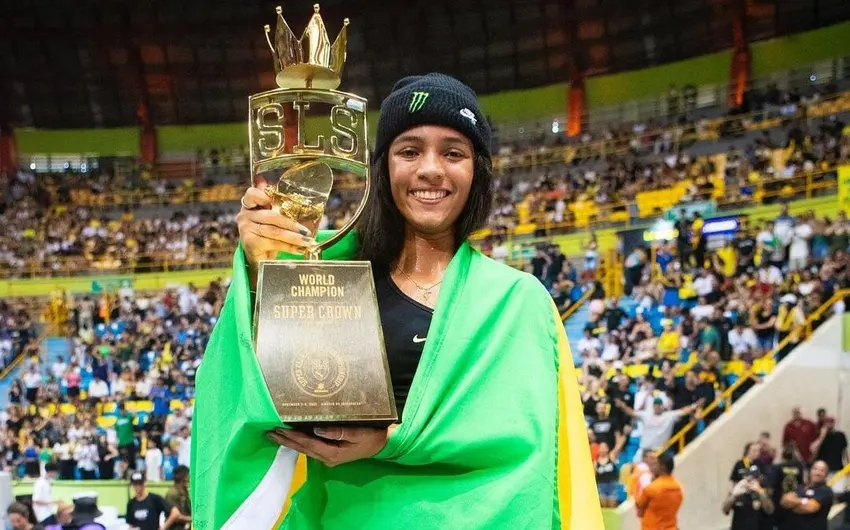 Rayssa Leal alcança nota histórica e conquista o título de campeã na Liga Mundial de Skate Street