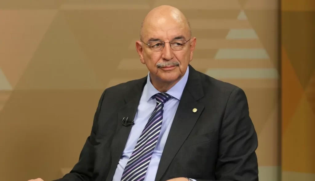 Senado aprova projeto de lei que endurece penas para crimes contra crianças e adolescentes