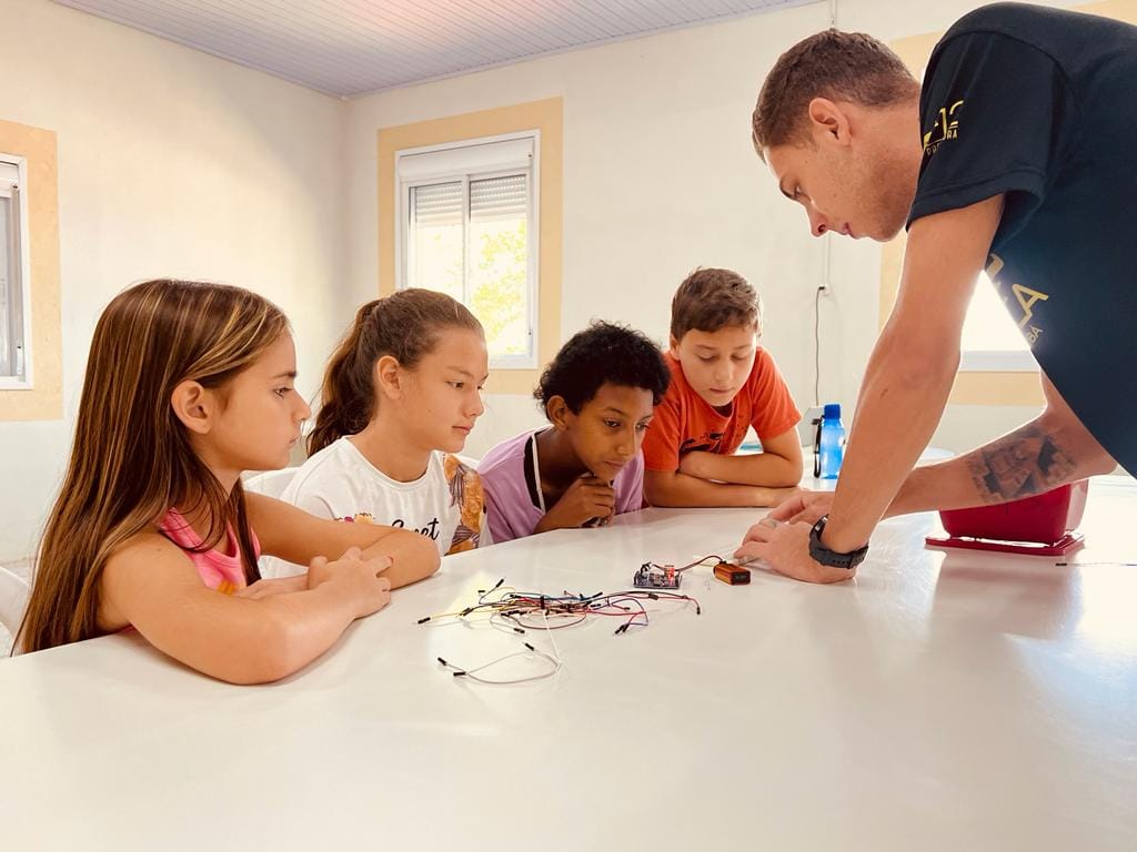 Projeto Janelinhas do Saber tem início em Colorado