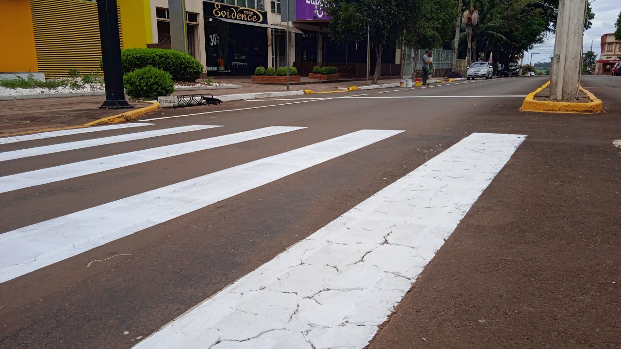 Semana será de pintura de faixas, sinalizações e meio-fio, em Não-Me-Toque