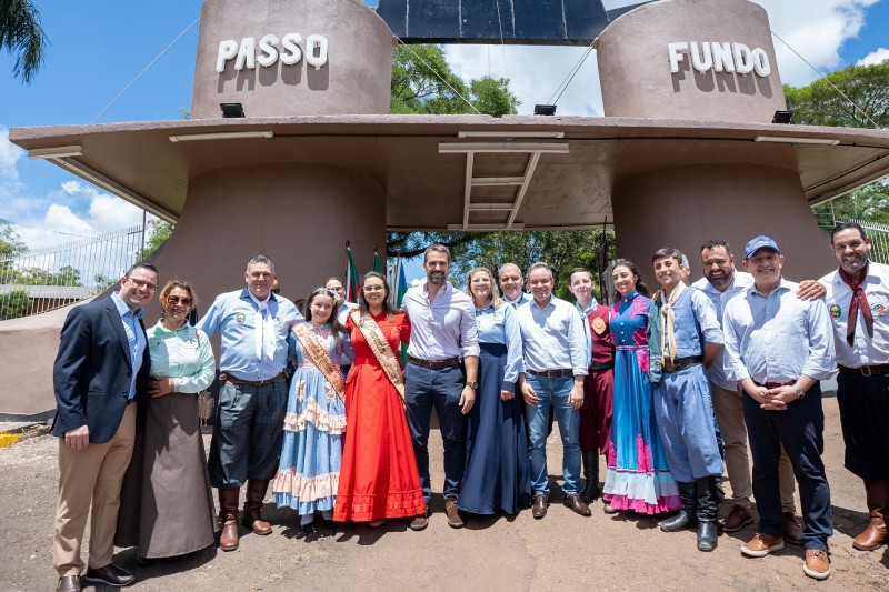Leite visita obras em Passo Fundo e anuncia apoio ao projeto da Cidade da Polícia