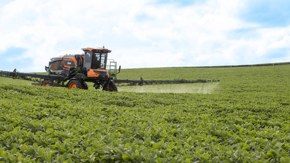 Ministro da Agricultura e equipe econômica procuram estratégias contra crise no setor agropecuário