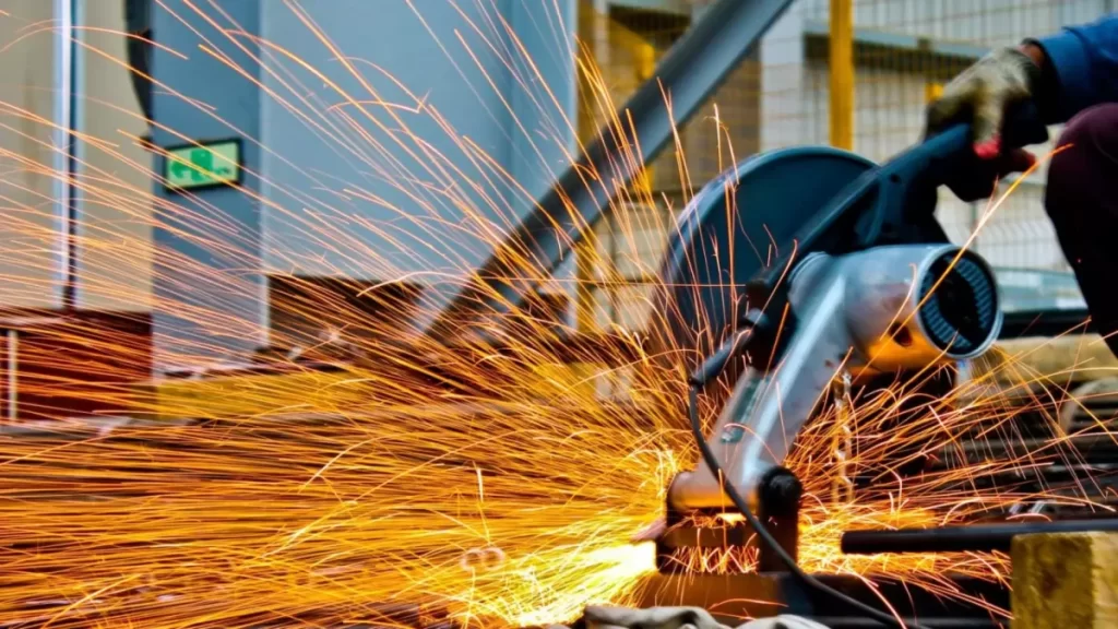 Situação financeira melhora para pequenas indústrias em 2023 no Brasil