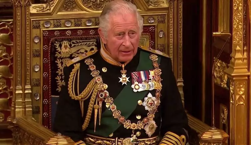 Rei Charles III está com câncer, diz o Palácio de Buckingham