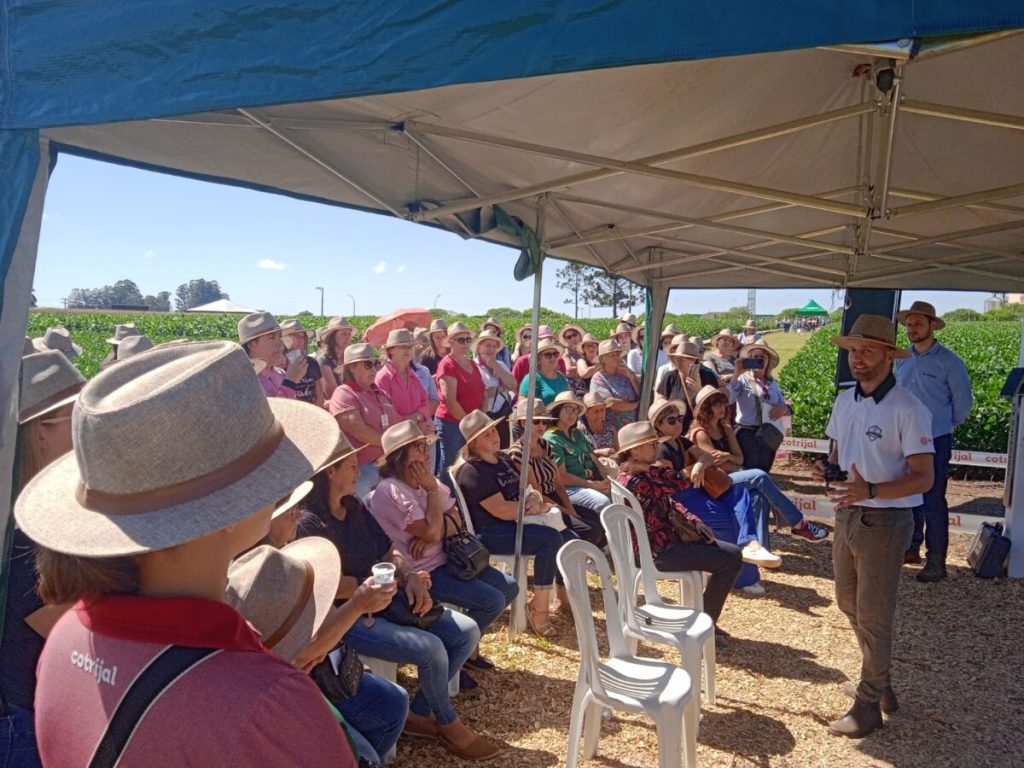 Programa da Cotrijal Mais Elas realiza Dia de Campo para as mulheres