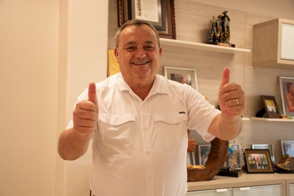 Gilson Lari Trennepohl é o homenageado da Calçada da Fama do Agro na 24ª Expodireto Cotrijal