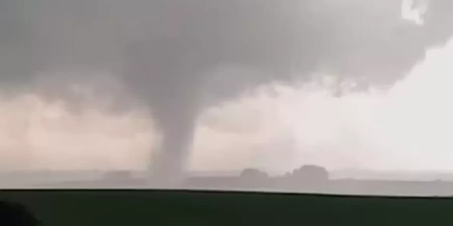 Tornado causa estragos no Interior do RS
