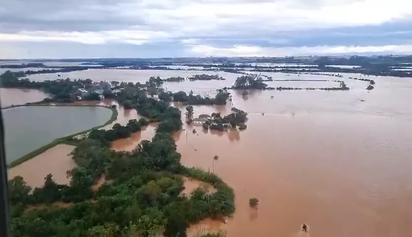 Barragem 14 de Julho rompe no Rio Grande do Sul