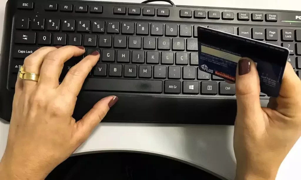 Brasil é o segundo país com mais roubo de cartões por malwares no mundo, diz pesquisa