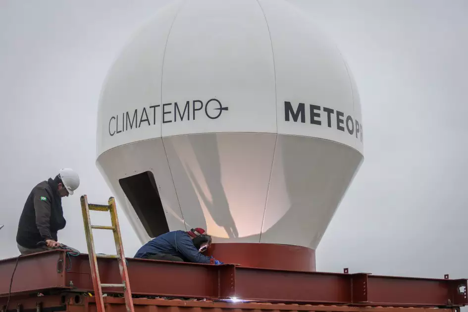 Novo radar meteorológico do Rio Grande do Sul é instalado e passará por ajustes e testes