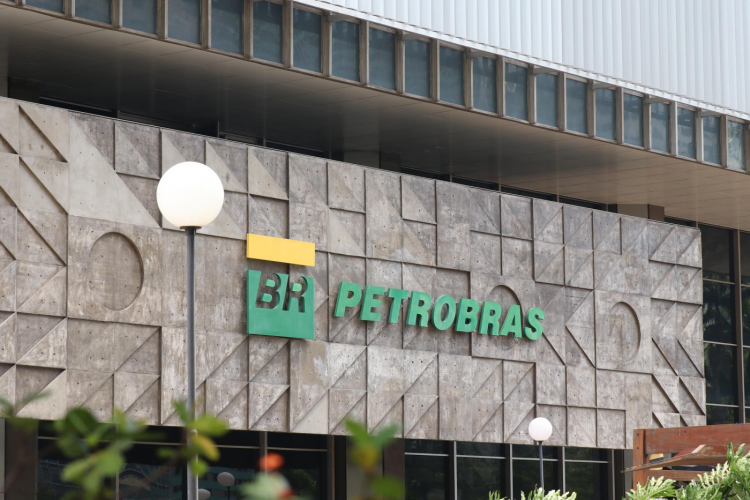 Dívida líquida da Petrobras sobe 9,4%, para US$ 46,1 bi, no 2º trimestre