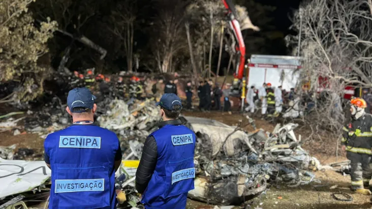 Voepass aciona seguradora para indenizar famílias das vítimas de acidente aéreo