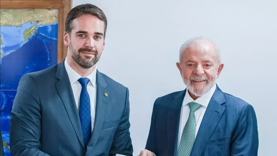 Em reunião com Lula, governador Eduardo Leite pede “aprimoramento” de medidas para reconstrução do Rio Grande do Sul