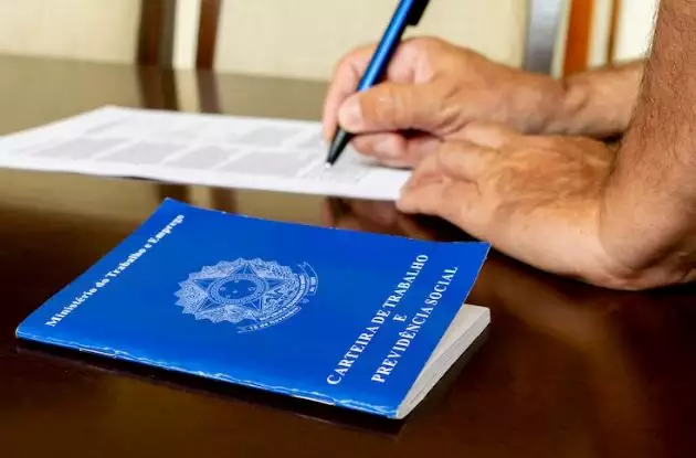 Brasil abre 188 mil vagas de emprego formal em julho