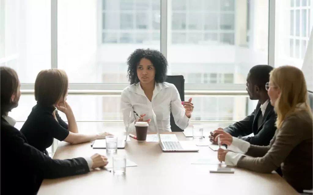 Mulheres ganham 20% menos do que homens em mais de 50 mil empresas brasileiras