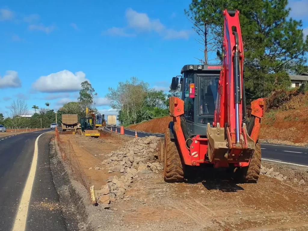 Motoristas devem ficar atentos para alterações no trânsito em razão de obras em oito rodovias estaduais no RS