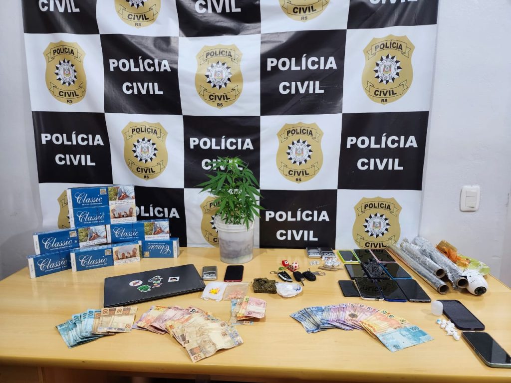Polícia Civil realiza operação em Sarandi contra os crimes de tráfico de drogas e associação criminosa