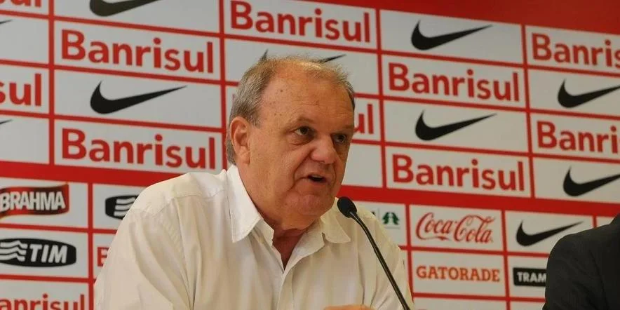 Justiça condena ex-presidente do Inter Vitorio Piffero a 12 anos de prisão por desvio de dinheiro do clube