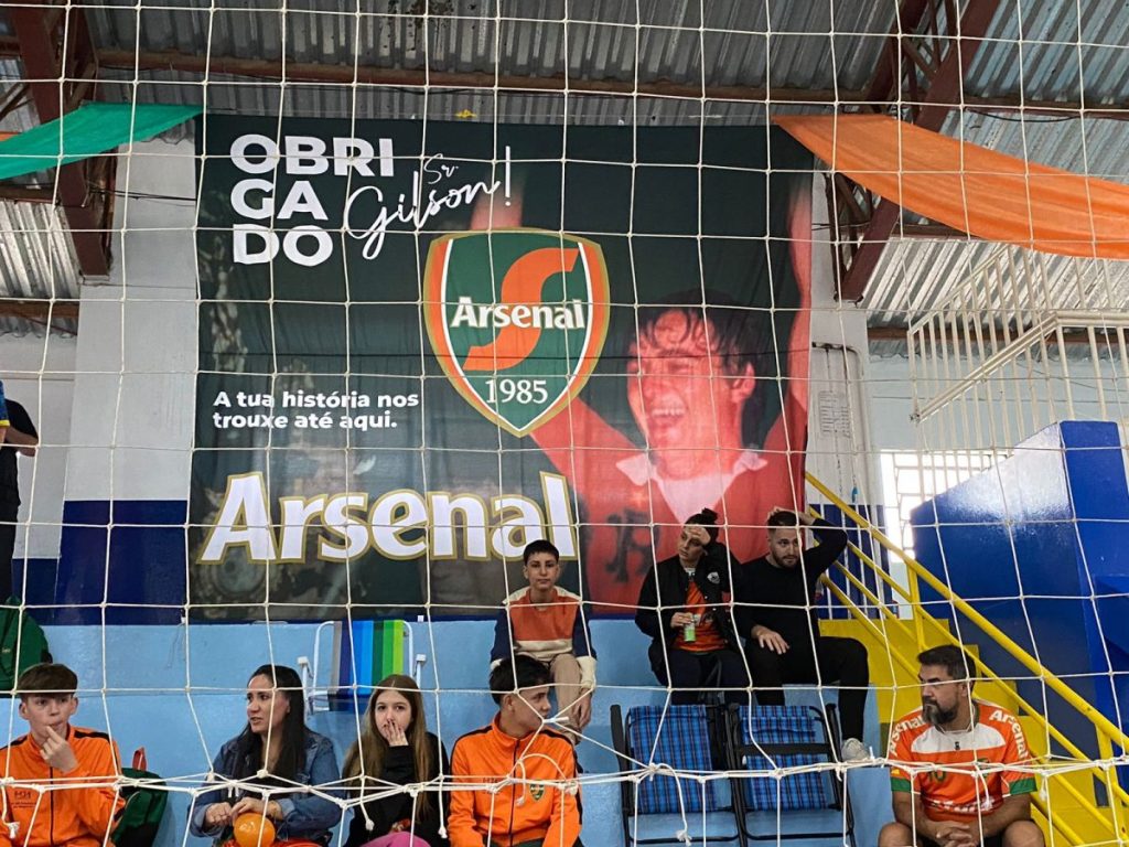 Gilson Lari Trennepohl é homenageado por sua trajetória como fundador do Arsenal