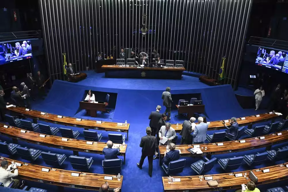 Por 49 votos a 19, Senado aprova texto-base da regulamentação da Reforma Tributária; entenda as novas regras