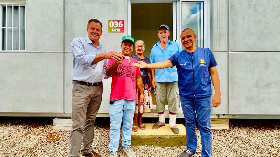 Estado entrega 40 casas temporárias em Arroio do Meio e desativa último abrigo coletivo do município