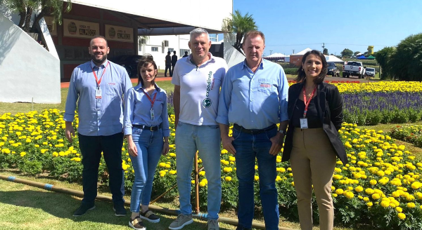 Comitiva da Expodireto Cotrijal realiza visita técnica no Show Rural Coopavel 