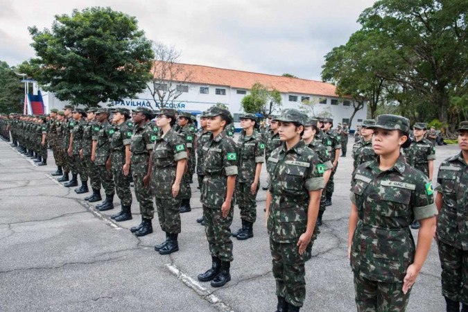 Processo de alistamento militar feminino começa com vagas em três municípios