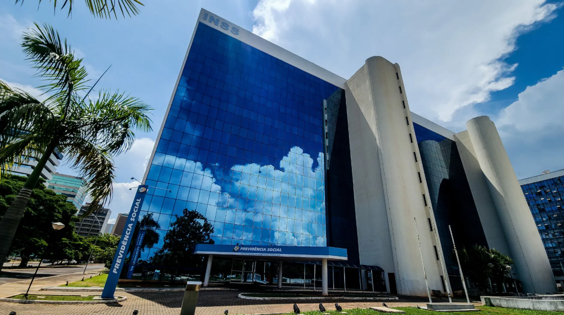 INSS bloqueia descontos de empréstimos consignados para beneficiários