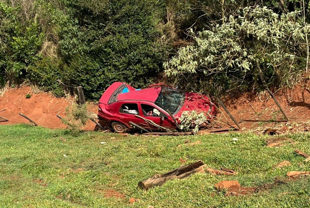 Menina de 7 anos morre em acidente na ERS-332, em Tapera