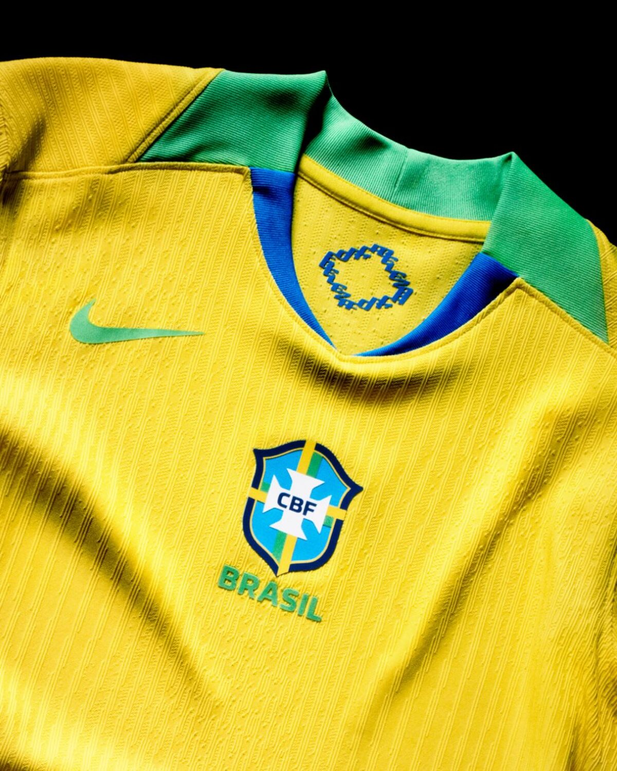 Novo uniforme da Seleção Brasileira feminina é divulgado pela CBF