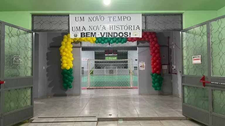 Semifinais do Futsal e Vôlei Coloradense 2025 (1º x 4º colocado)