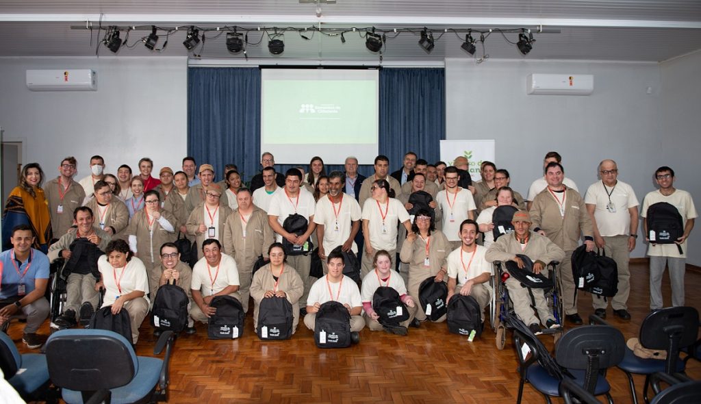Cotrijal promove Programa de Capacitação para colaboradores do Viveiro de Cidadania