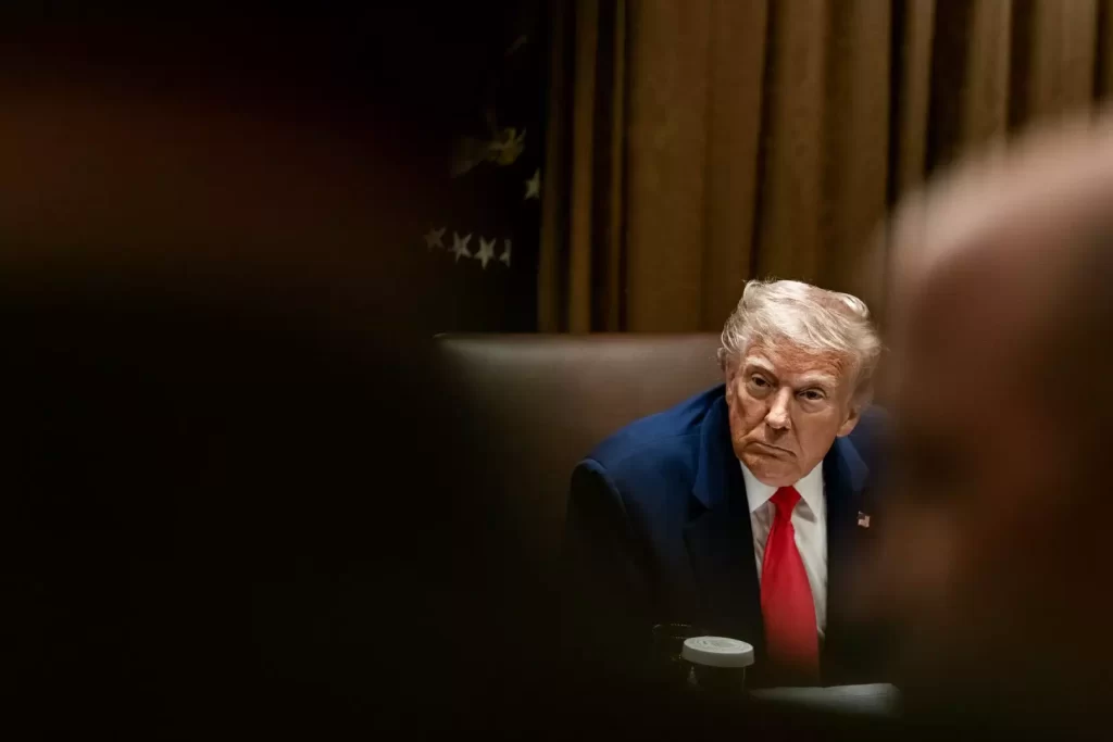 Donald Trump decidirá se os Estados Unidos entrarão no conflito em duas semanas, diz a Casa Branca