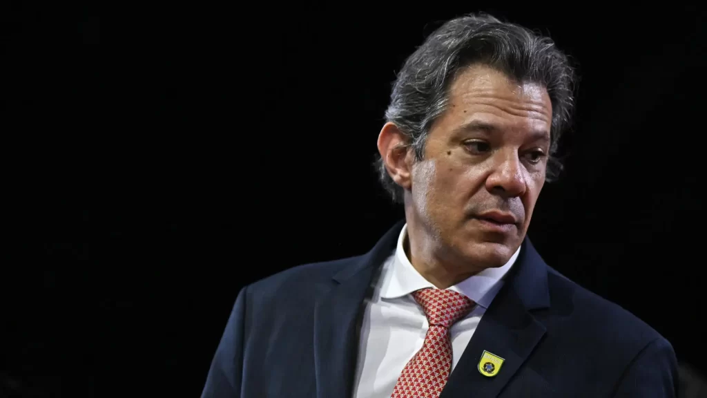 Em novo pacote fiscal, governo quer IR de 17,5% sobre aplicações financeiras