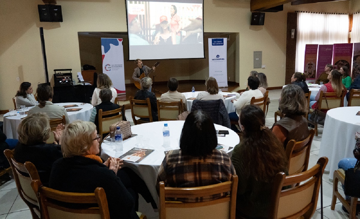 Encontros regionais do Mais Elas ressaltam a importância do equilíbrio dos papéis da mulher do campo