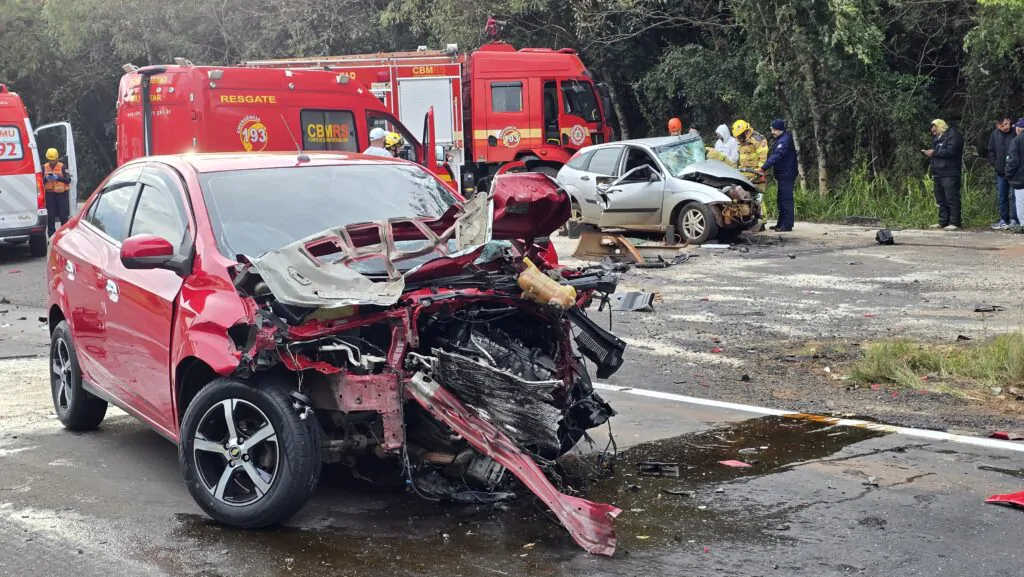 Homem de 41 anos morre em colisão frontal na RSC-153, em Passo Fundo
