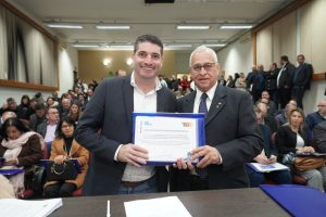 Não-Me-Toque assina o Termo de Compromisso pela Primeira Infância.
