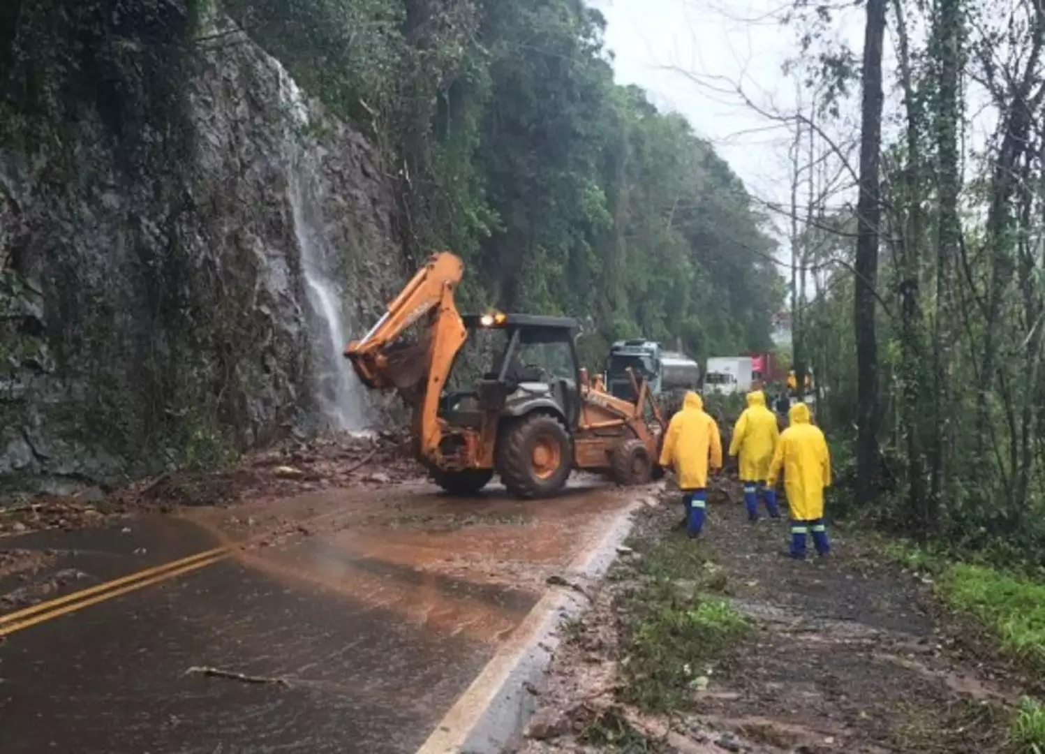 Daer pede à população para evitar viagens durante o período de chuvas intensas no Rio Grande do Sul