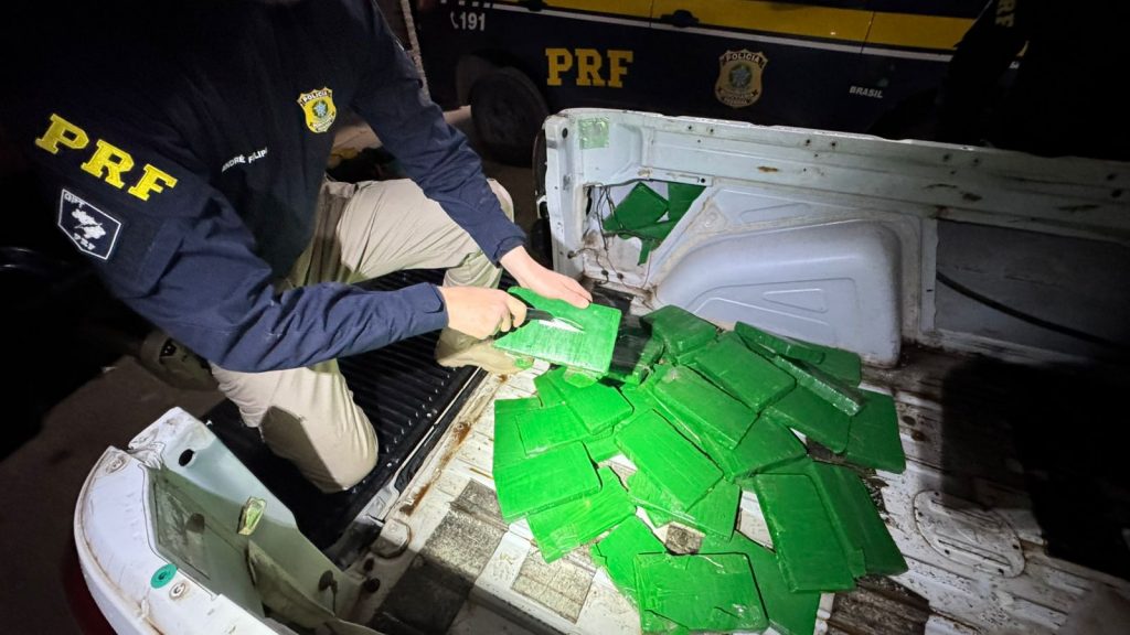 Três homens são presos com 42 kg de cocaína na BR-386; dupla de Não-Me-Toque fazia serviço de batedor