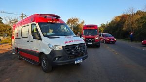 Motociclista de 24 anos morre em colisão com carro na ERS-324 em Passo Fundo