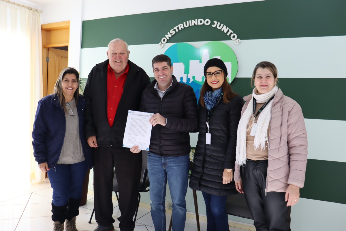 Administração Municipal de Não-Me-Toque firma parceria com a Associação Recreativa dos Grupos de Terceira Idade