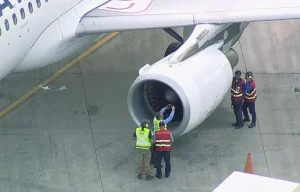 Aeroporto na Itália suspende voos após homem ser sugado por motor de avião
