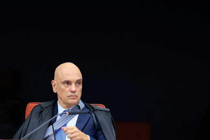 Moraes suspende decretos de Lula e do Congresso sobre o IOF e convoca audiência entre Poderes