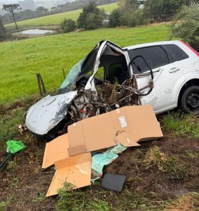 Acidente entre carro e caminhão deixa dois feridos na ERS-332, entre Espumoso e Soledade