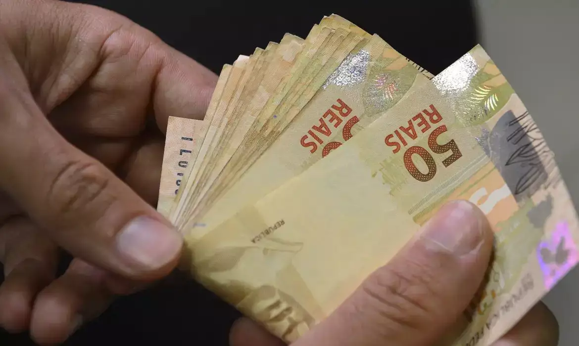 330 milhões de reais já foram devolvidos a 500 mil aposentados e pensionistas vítimas das fraudes no INSS